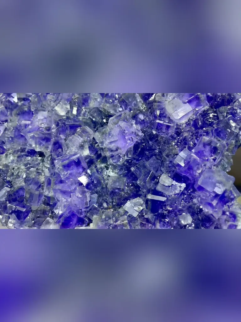 01-1-0039 Purple Transparent Cubic Fluorite Xianghualing, Hunan 210*140*45MM - image 3