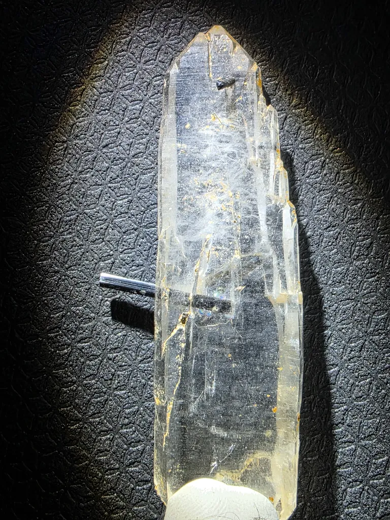 10:15 quartz - image 9