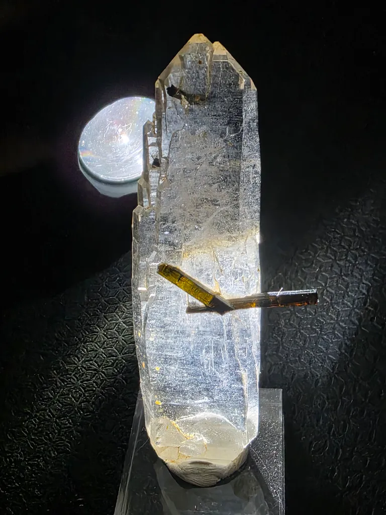 10:15 quartz - image 2