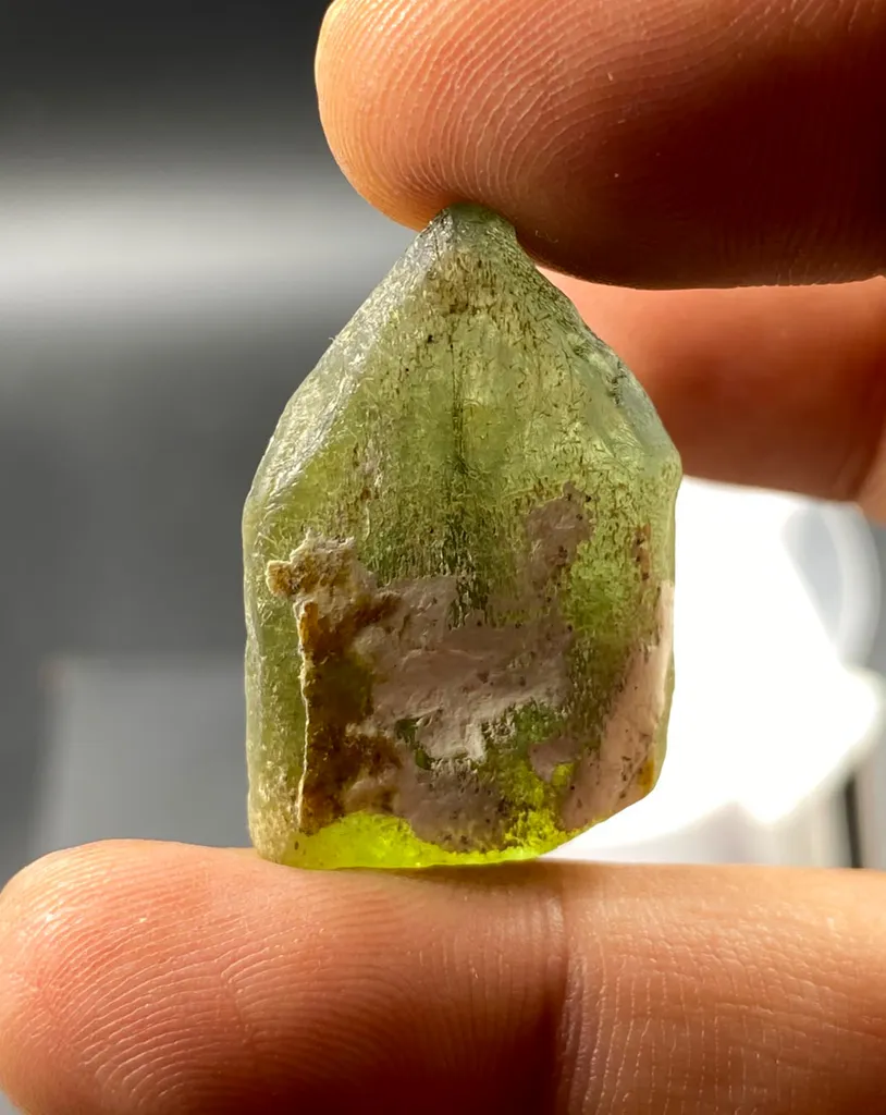 10.40 Grams Naturally Terminated Rare Ludwigite Faceted Grade Crystal from Kohistan Pakistan. - image 3