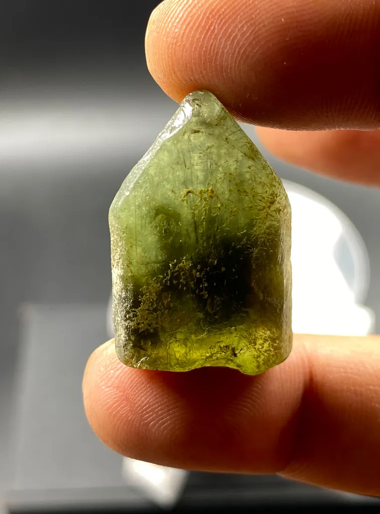 10.40 Grams Naturally Terminated Rare Ludwigite Faceted Grade Crystal from Kohistan Pakistan. - image 2