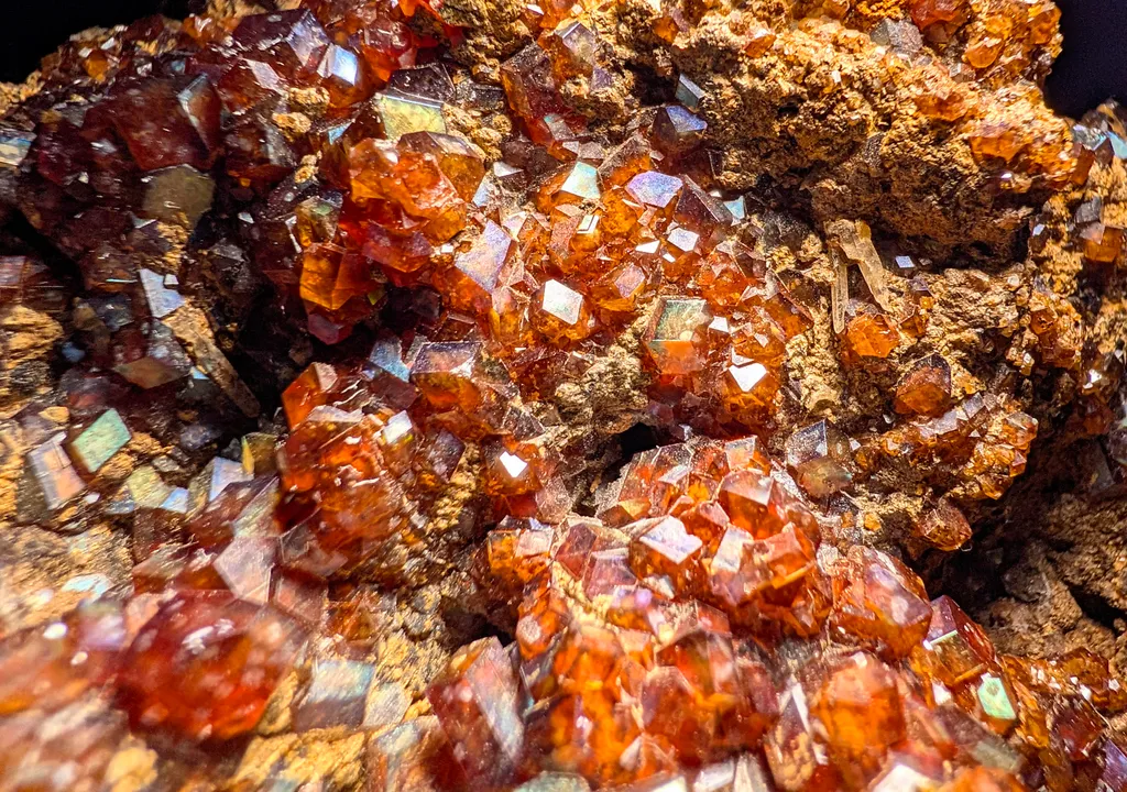 1,550g Rainbow Garnet – Gyōjagaeri-dake, Tenkawa Village, Nara Prefecture, Japan - image 6