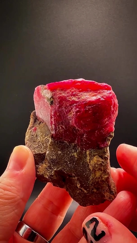 210.05 GRAMS OF CHERRY-RED Rhodonite ON MATRIX image