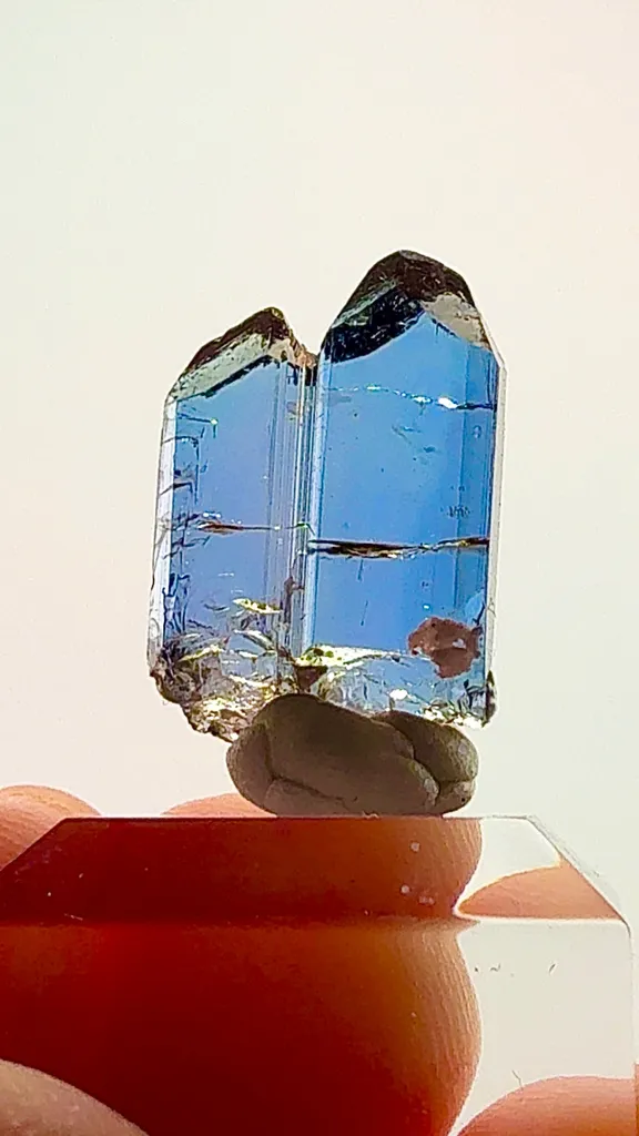 2.17 GRAMS OF NATURAL Tanzanite MAGIC - image 2