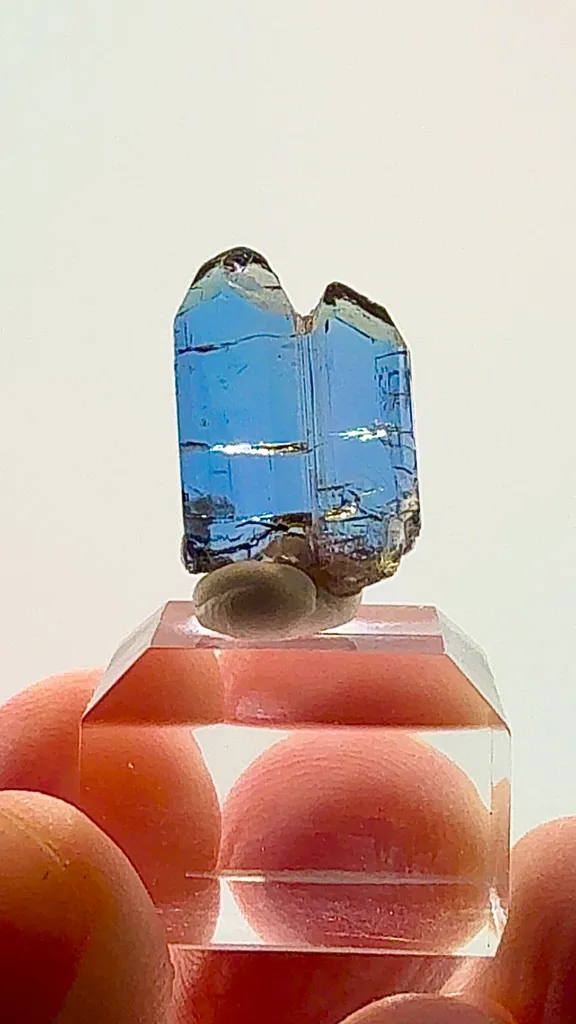 2.17 GRAMS OF NATURAL Tanzanite MAGIC image