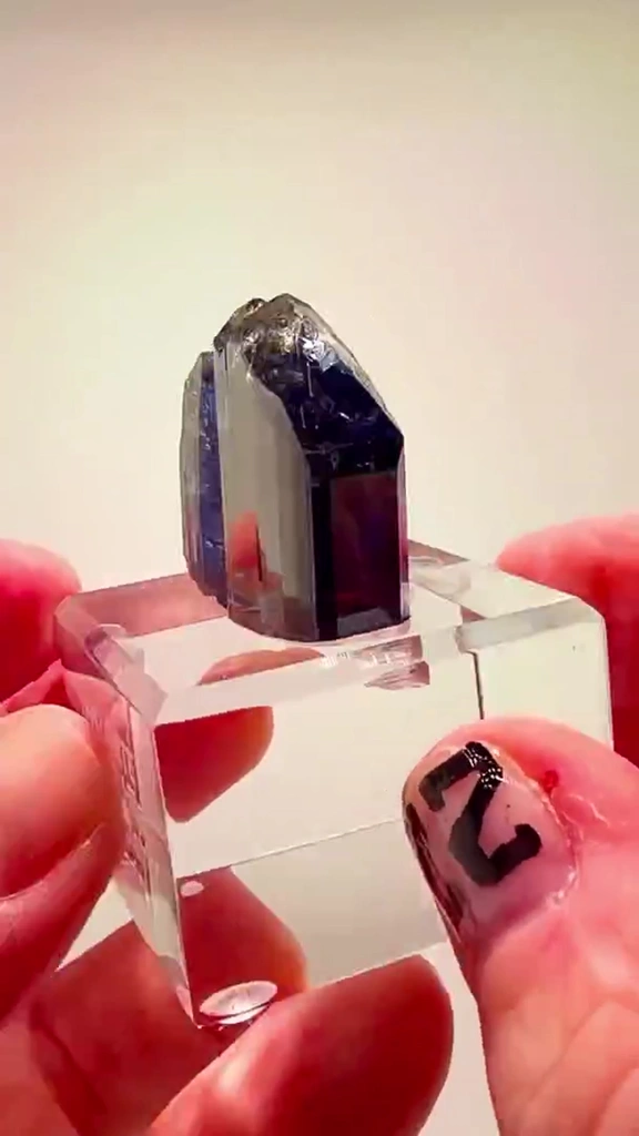 24 GRAMS OF PURE Tanzanite JUICE - image 2