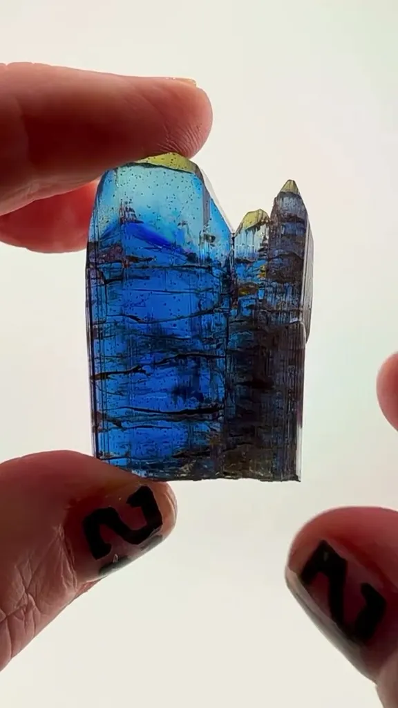 27 grams of electric Tanzanite energy image