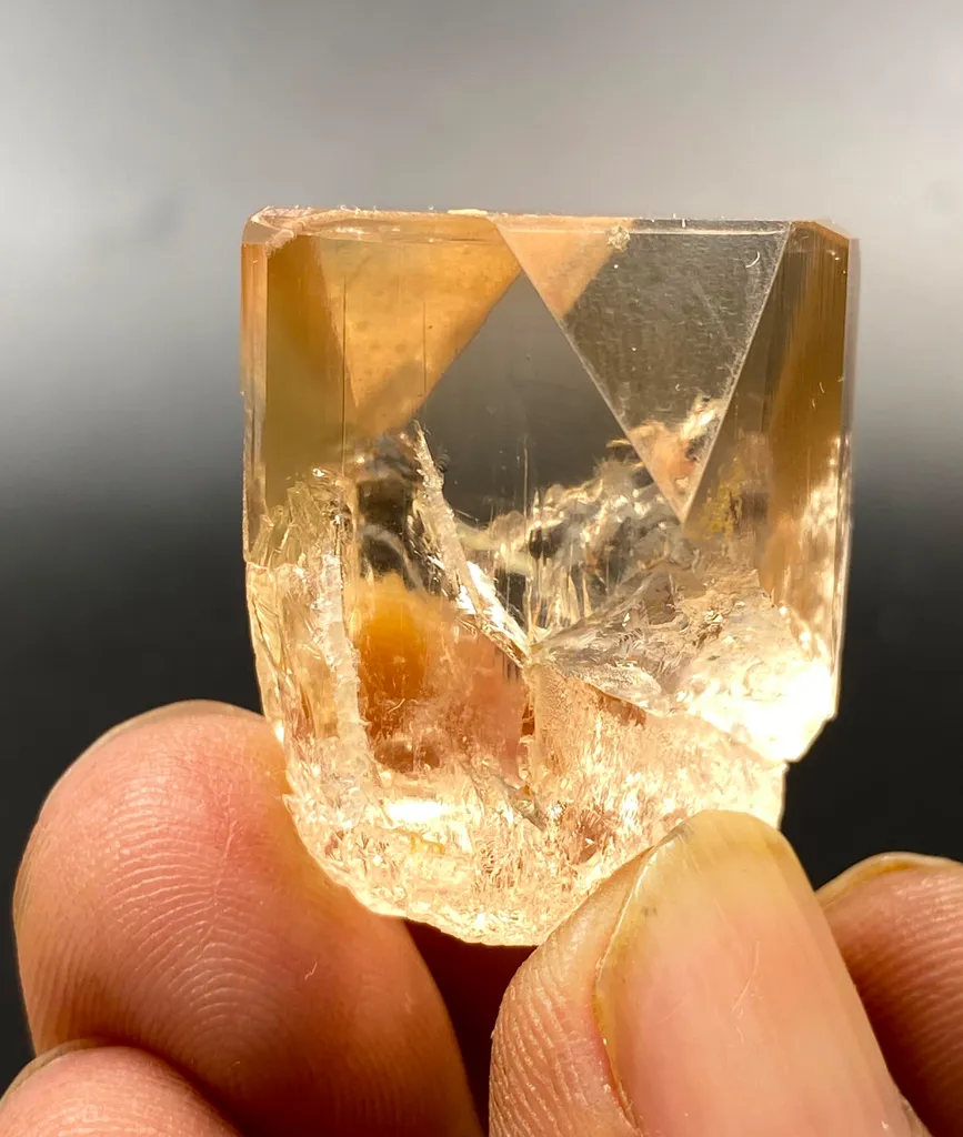 29.50 Grams Cutting Grade Natural Topaz from Pakistan, Gilgit-Baltistan, Shigar District, Basha Valley - image 6