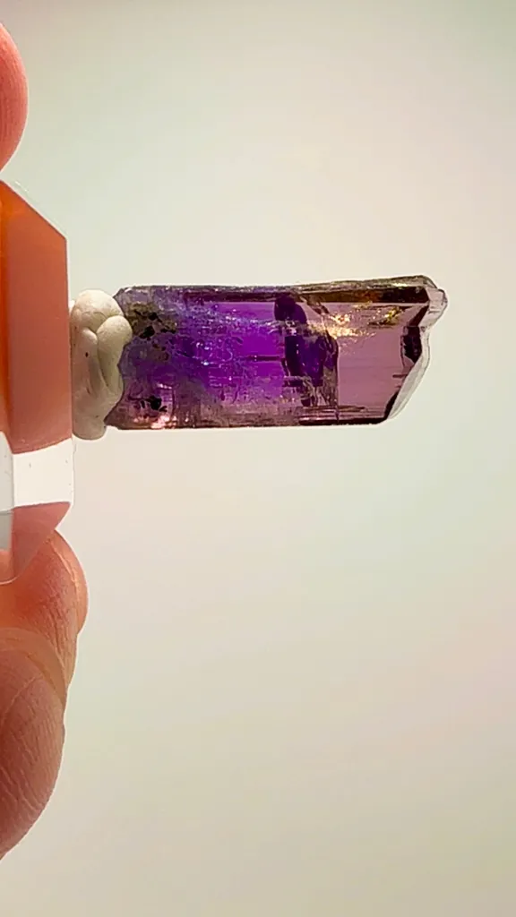 3.12 GRAMS OF NATURAL Tanzanite FIRE - image 5