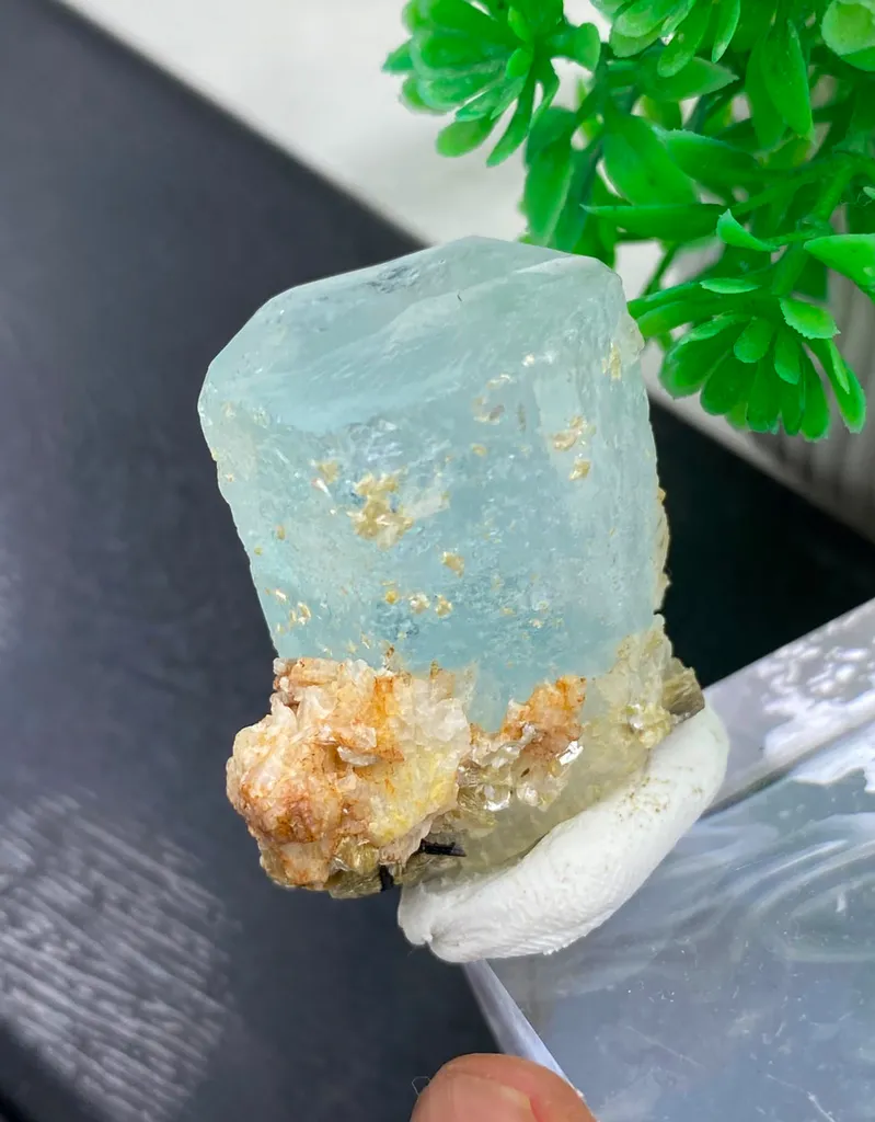 35 Gram  Natural Aquamarine Specimen  from Pakistan, Gilgit-Baltistan, Shigar District - image 4