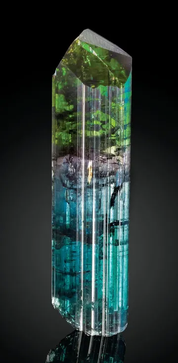 Golconda pegmatite field, Brazil Locality Guide