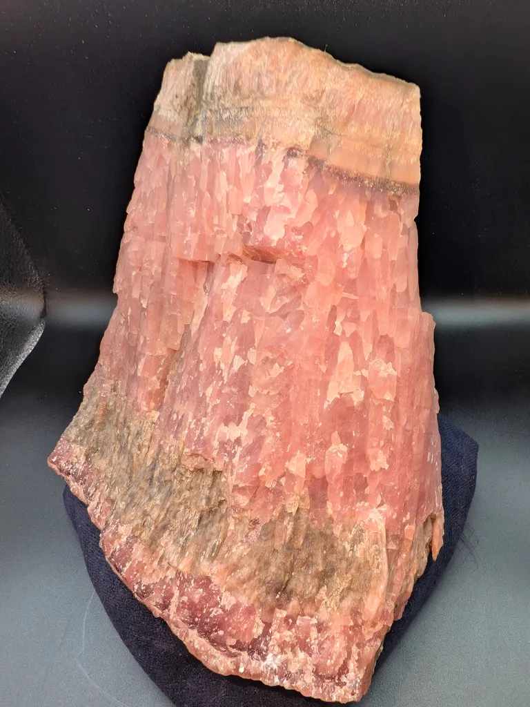 3,720g Japanese Rhodochrosite from Inakuraishi Mine, Hokkaido, Japan image