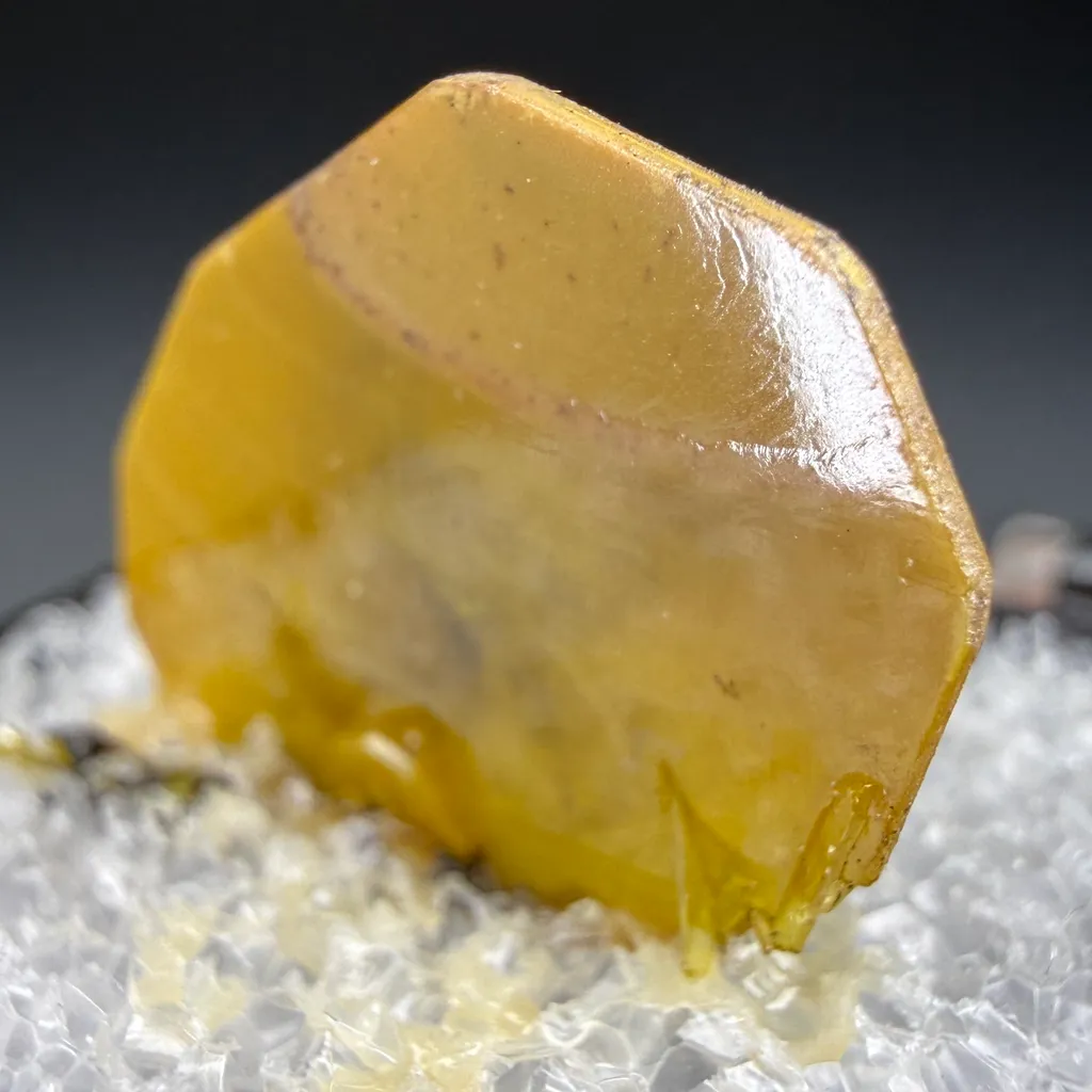 Wulfenite