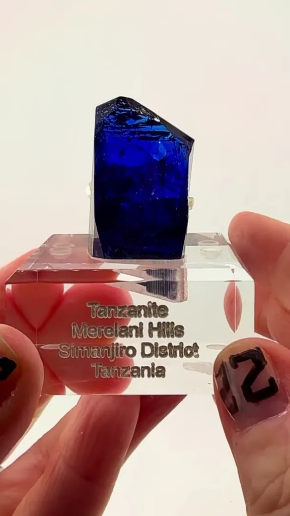 45.17 grams of absolute Tanzanite insanity image