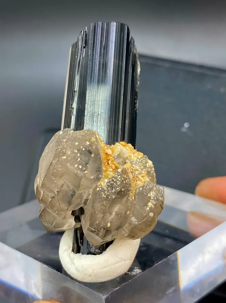 53 Grams Schorl with Quartz  from Pakistan, Gilgit-Baltistan, Shigar District, Basha Valley - image 3