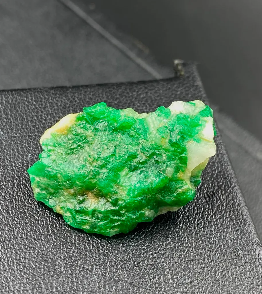6.00 Gram Natural Emerald Specimen Chunk From Swat Valley Pakistan - image 2