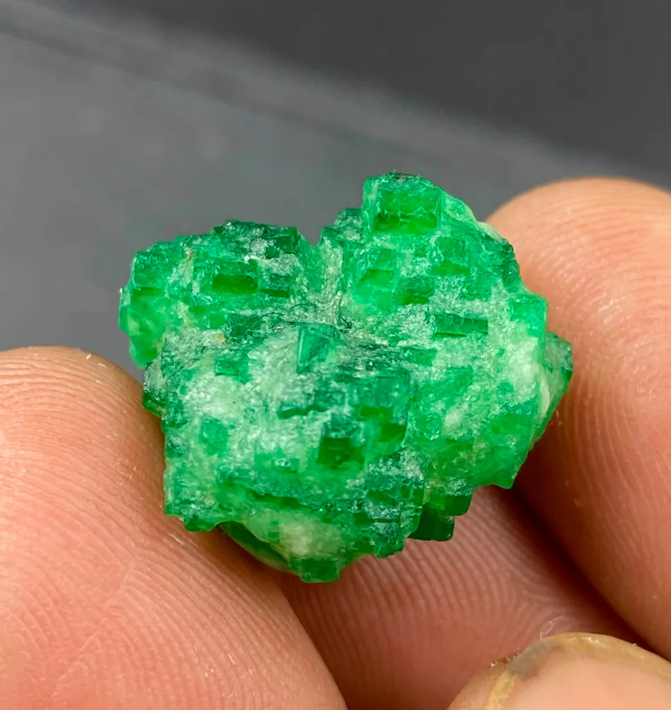 6.00 Gram Natural Emerald Specimen From Swat Valley Pakistan - image 2
