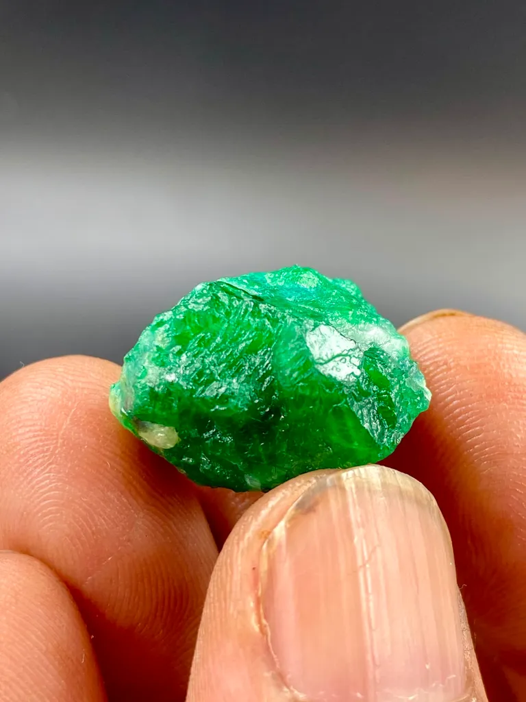 6.30 Gram Natural Emerald Specimen Chunk From Swat Valley Pakistan - image 2