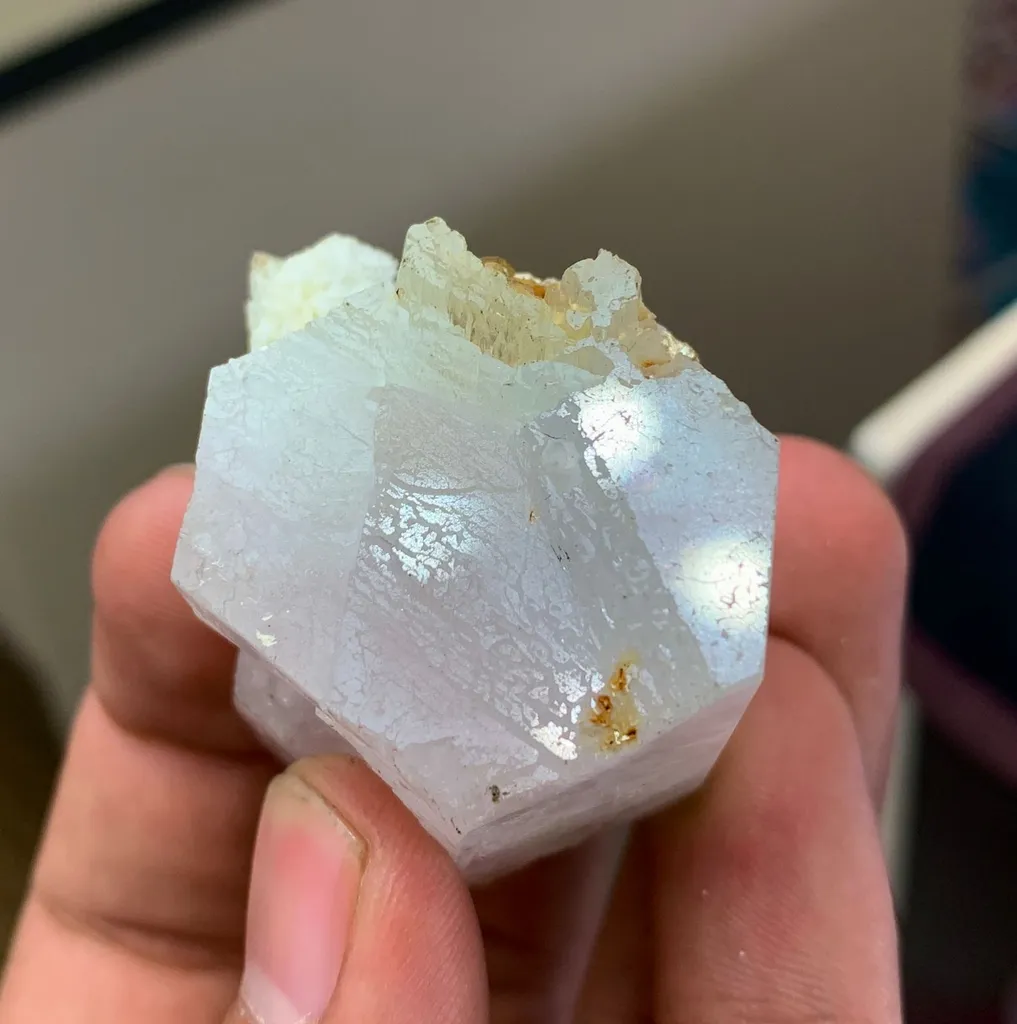 64.3g Natural Bi-Color Beryl Crystal (Aqua-Morganite) – Fully Terminated – Skardu, Pakistan - image 3