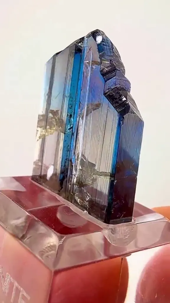 7.24 GRAMS OF PURE Tanzanite FIRE - image 2