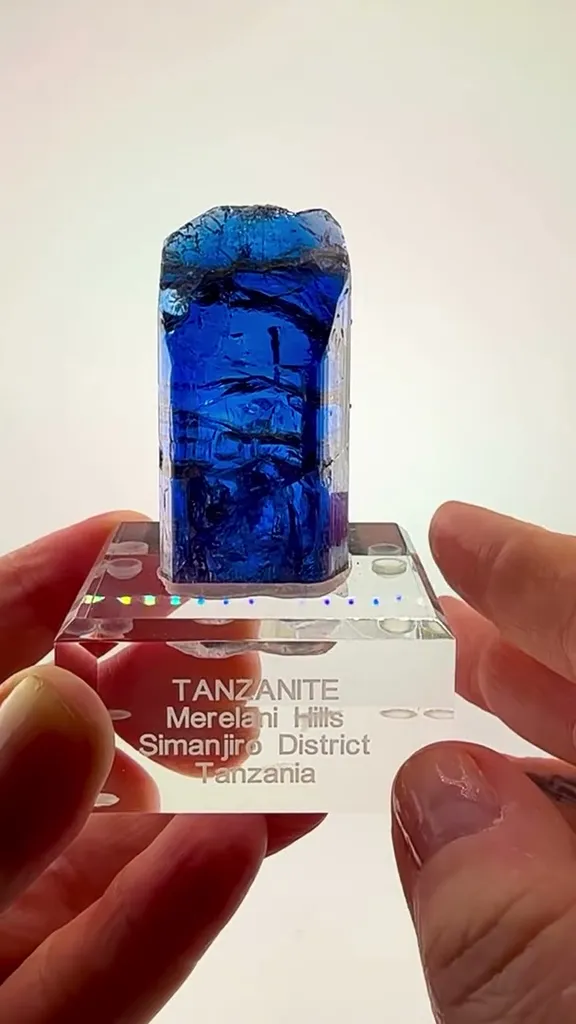 73.44 grams of natural, unheated Tanzanite perfection image