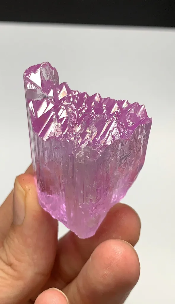 82 Carats Beautiful Purple Kunzite Crystal - image 6