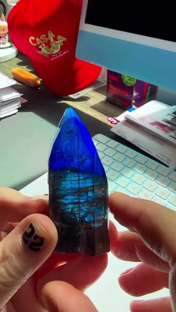 84.39g Tanzanite MONSTER image