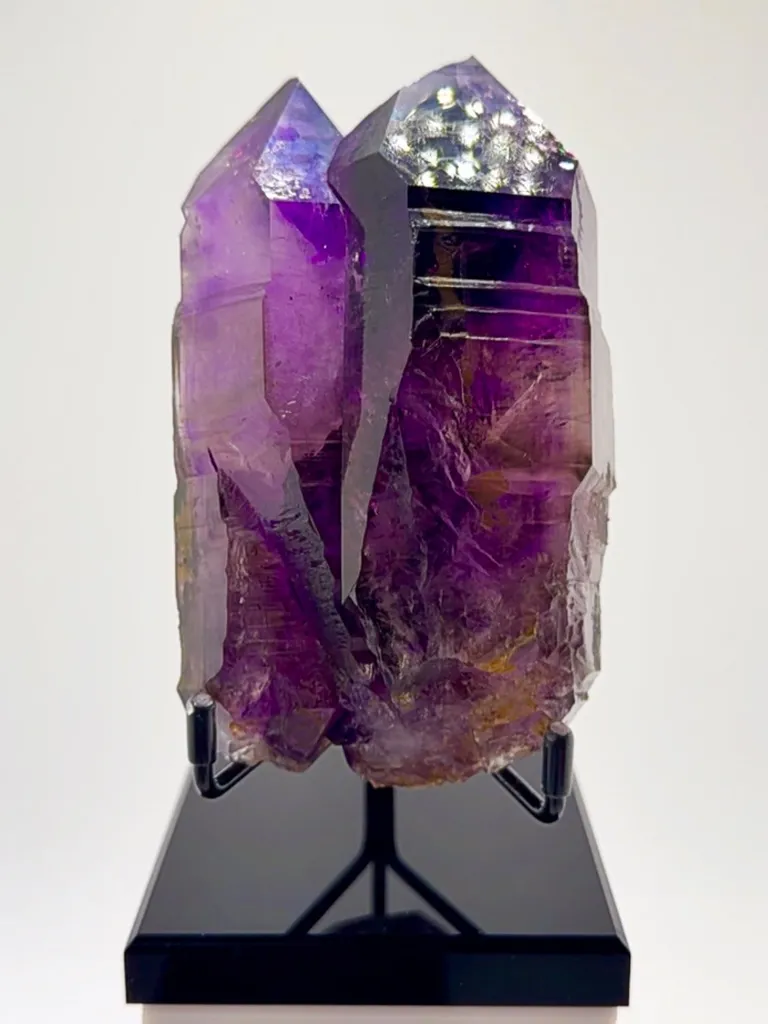 854 GRAMS OF THREE TREES Amethyst POWER image