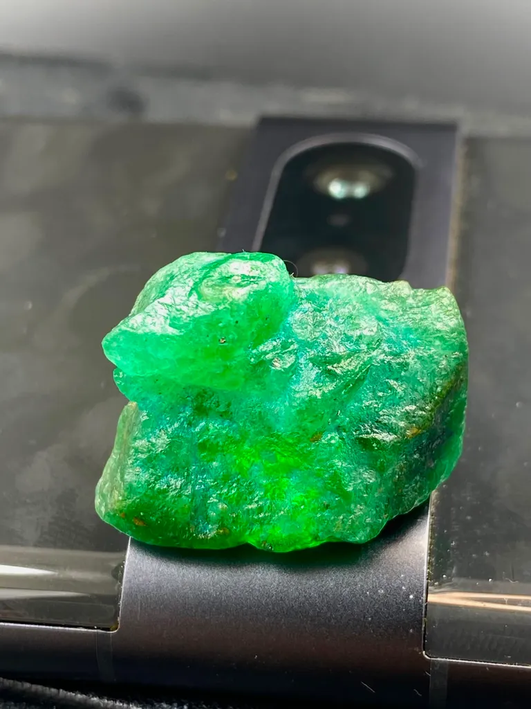8.70 Gram Natural Emerald Specimen Chunk From Swat Valley Pakistan image