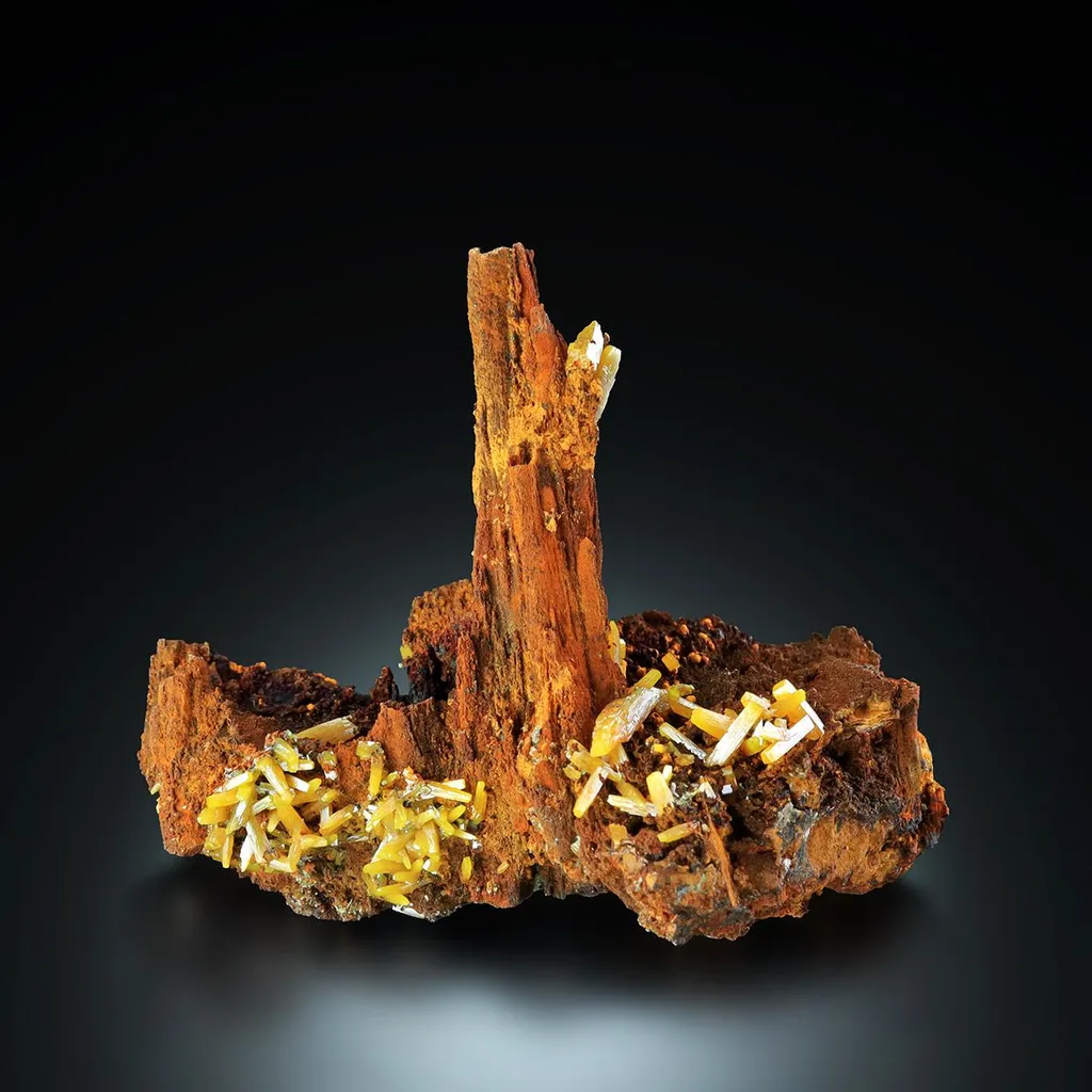 Wulfenite