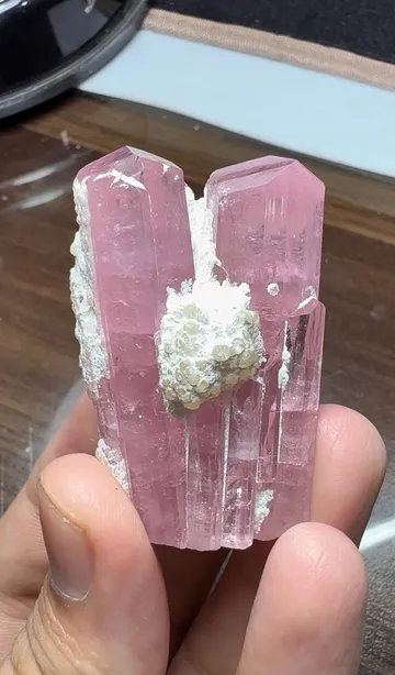 Fine Minerals Corner