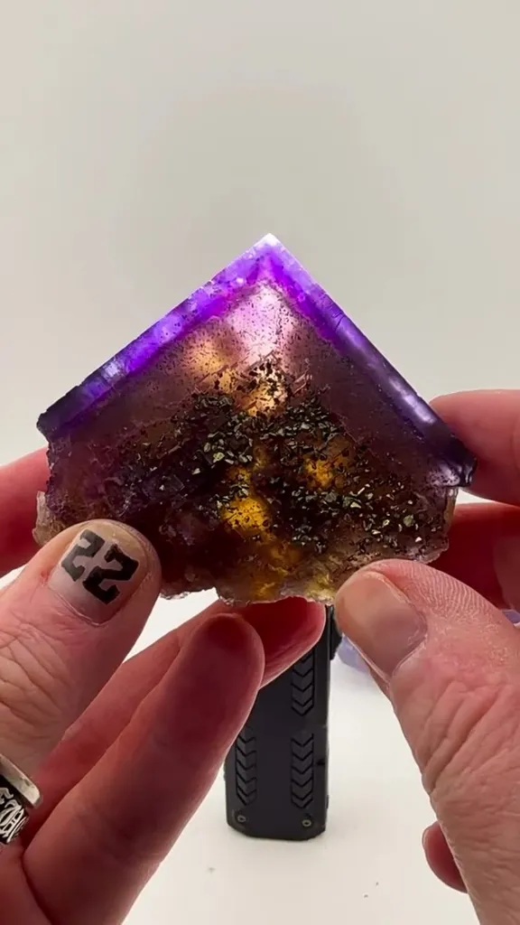 Absolute stunner… Denton Mine Fluorite in full light image