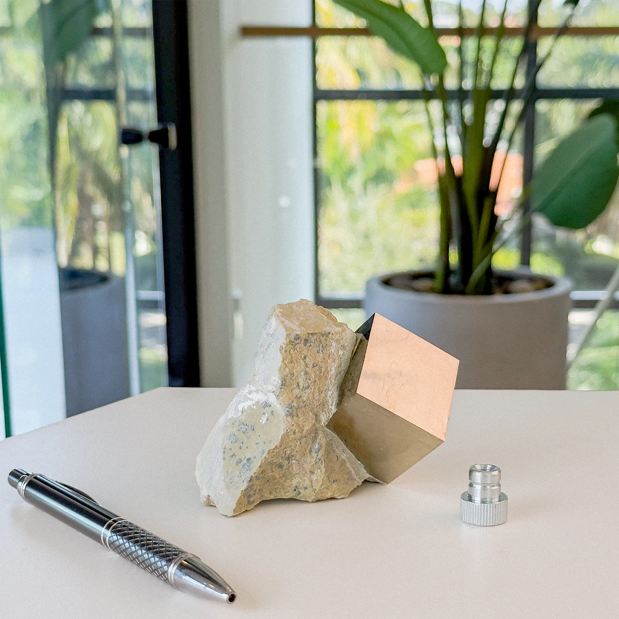 Abstract Single Cube on matrix - image 2