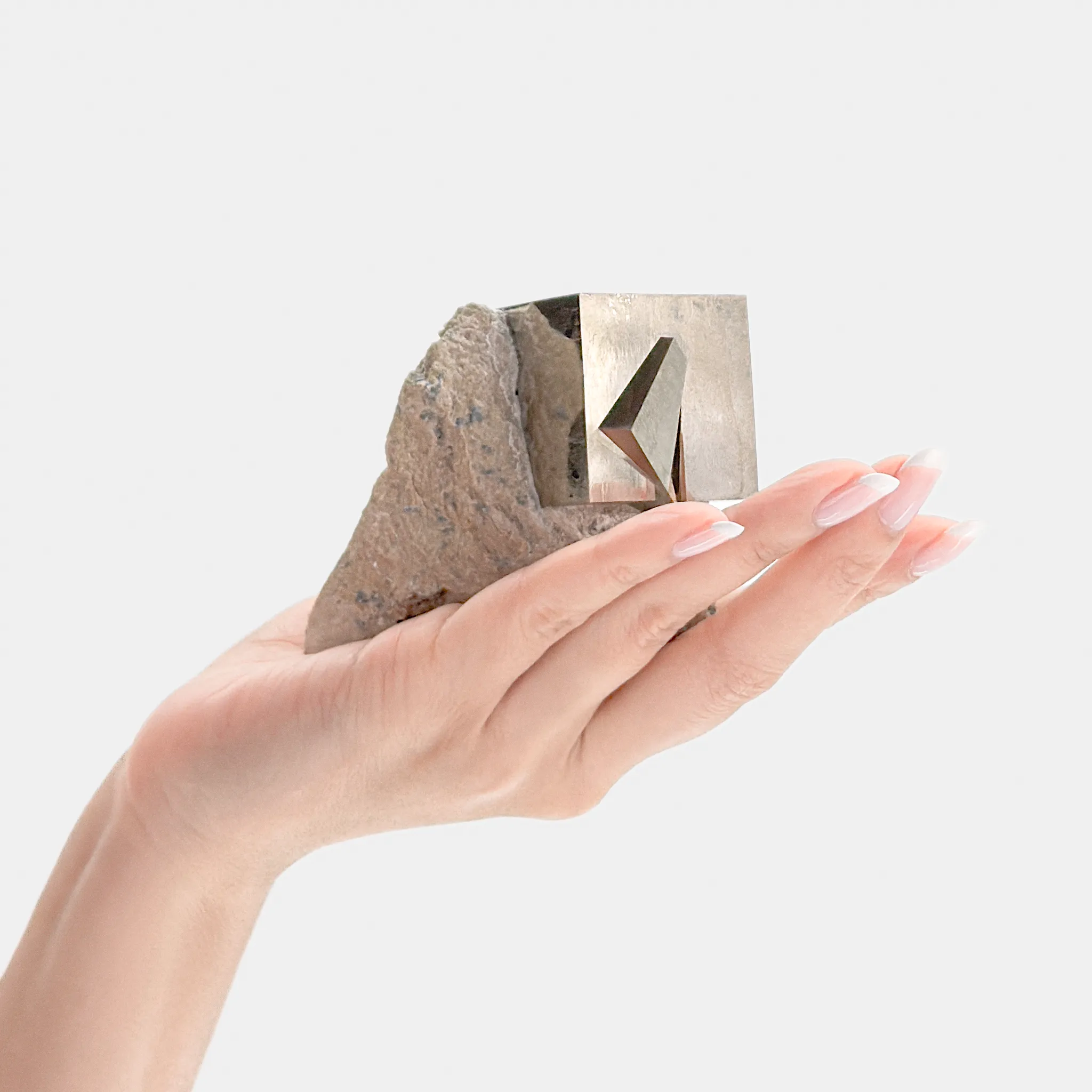 Abstract Single Cube on matrix - image 4