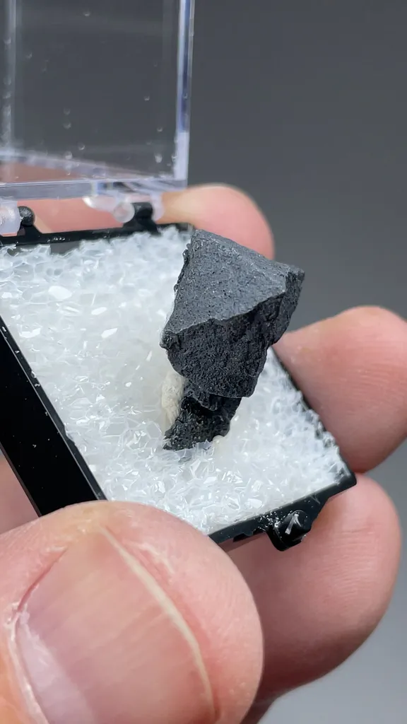 Acanthite - image 2