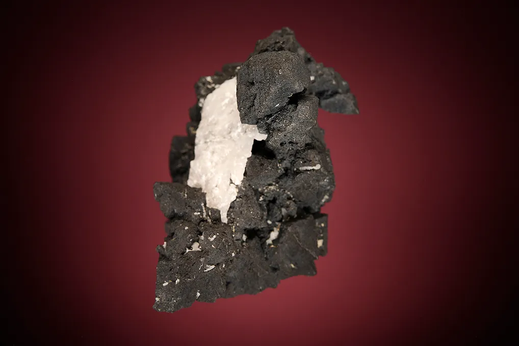 Acanthite - image 4