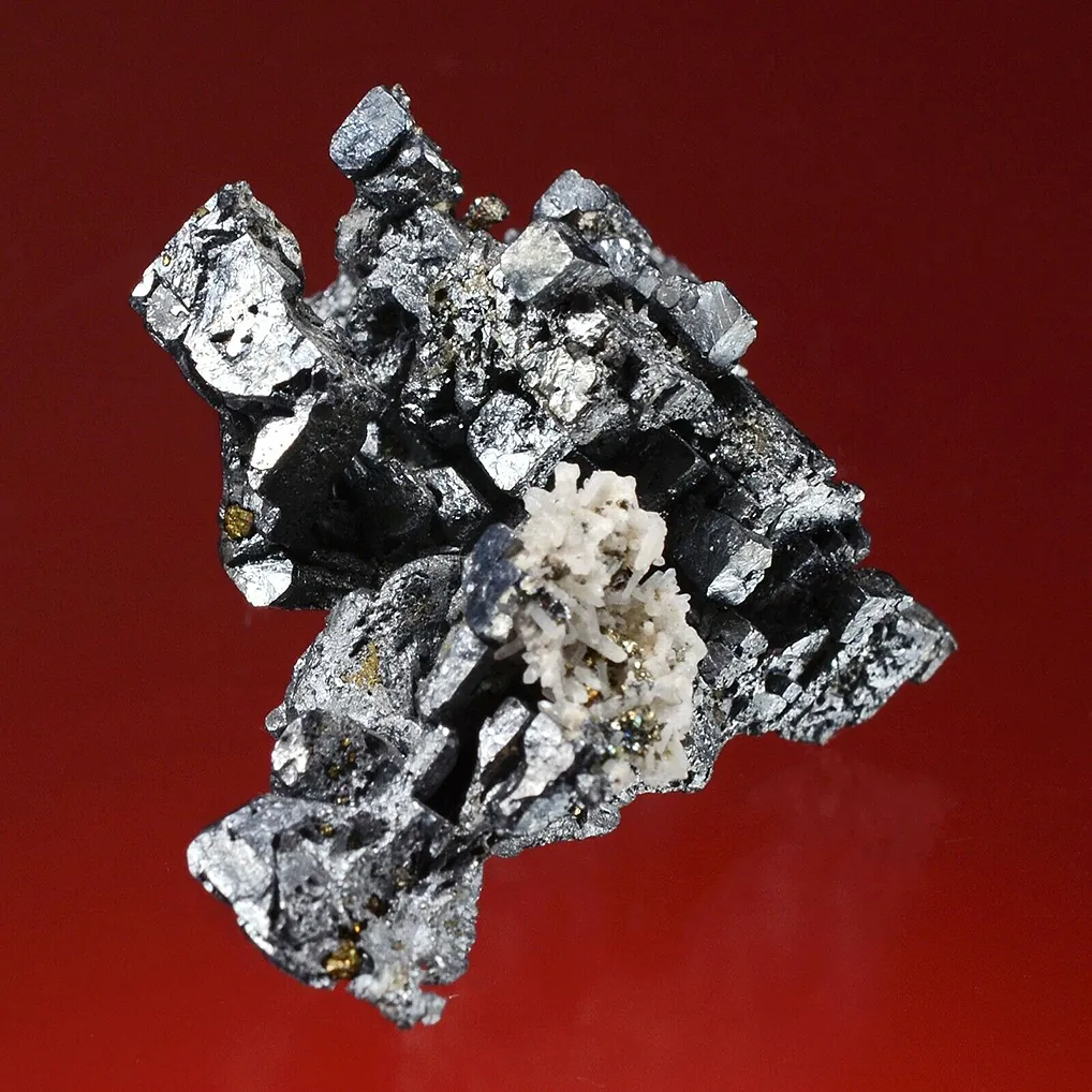 Acanthite - image 3