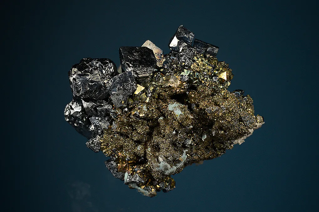 Acanthite - image 3