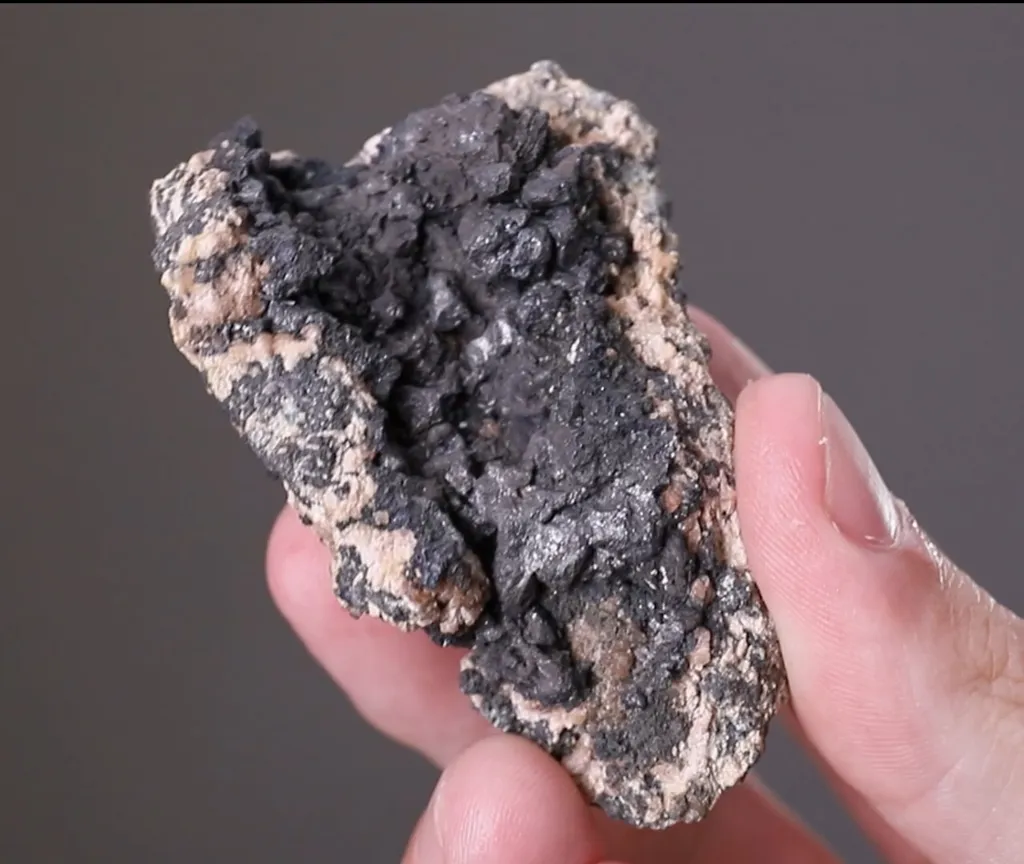 Acanthite - image 2
