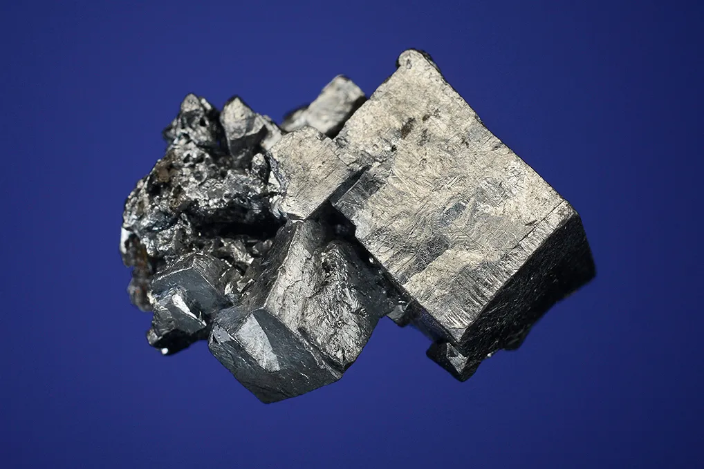 Acanthite - image 3