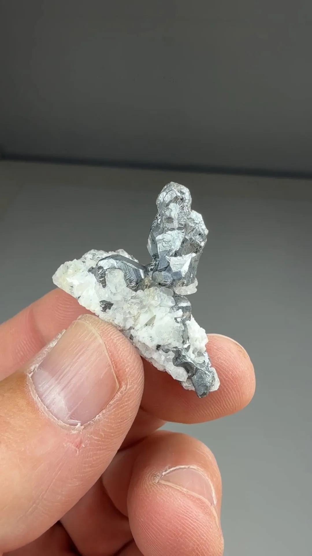 Acanthite - image 2