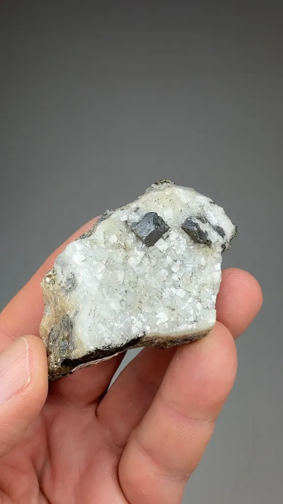 Acanthite image