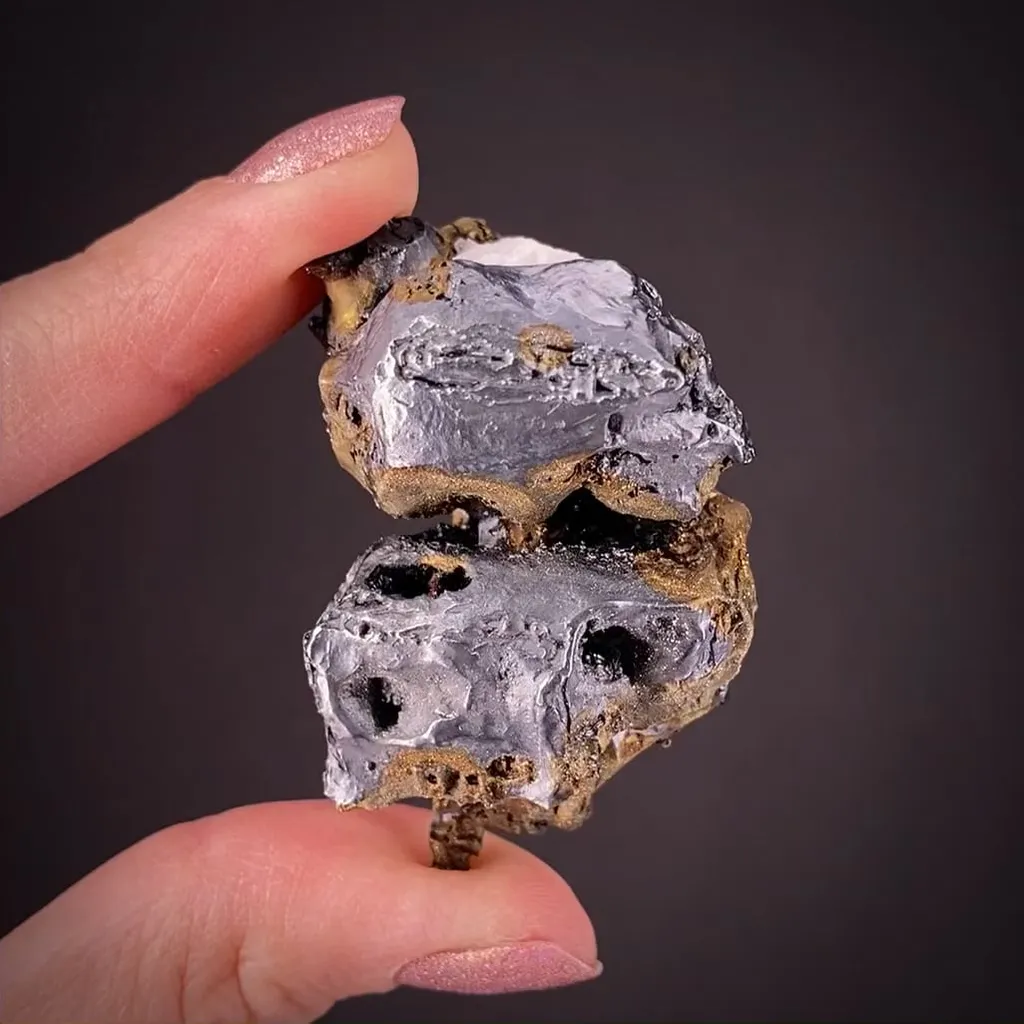 Acanthite, Chalcopyrite, Stephanite image