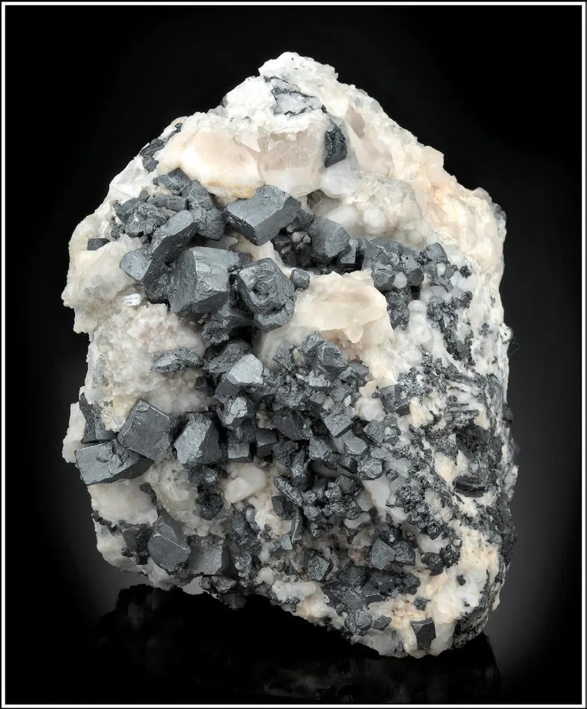 Acanthite on Calcite image