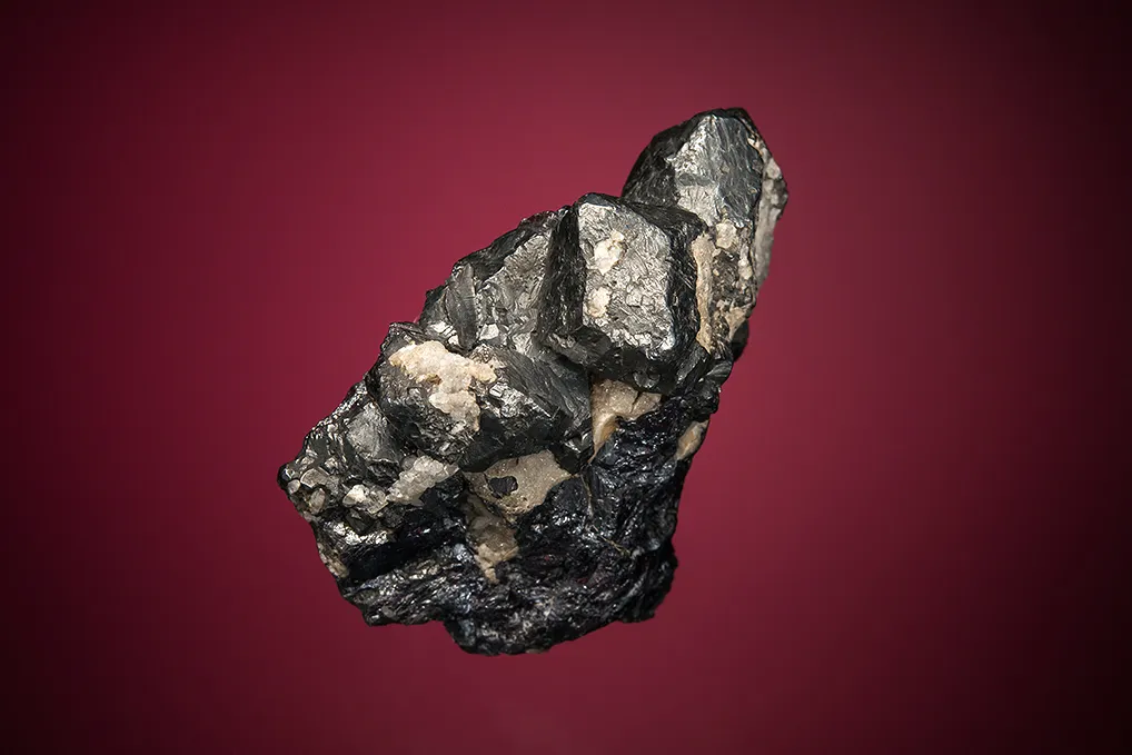 Acanthite on Pyrargyrite image
