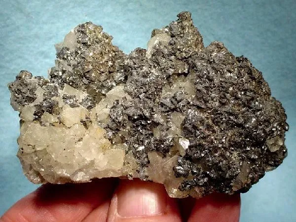 Acanthite, Quartz image