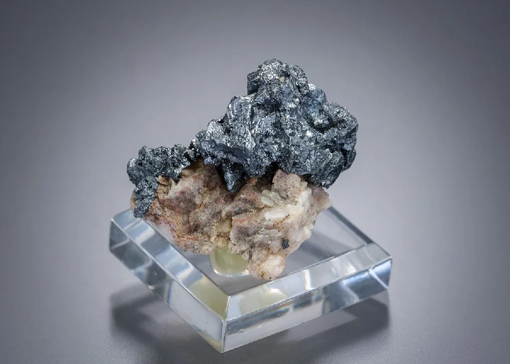 Acanthite with Stephanite image