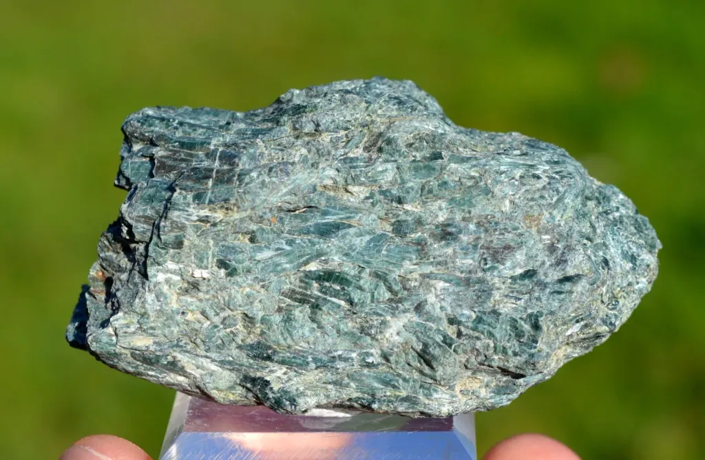 Actinolite 133 grams - Ticino, Switzerland image