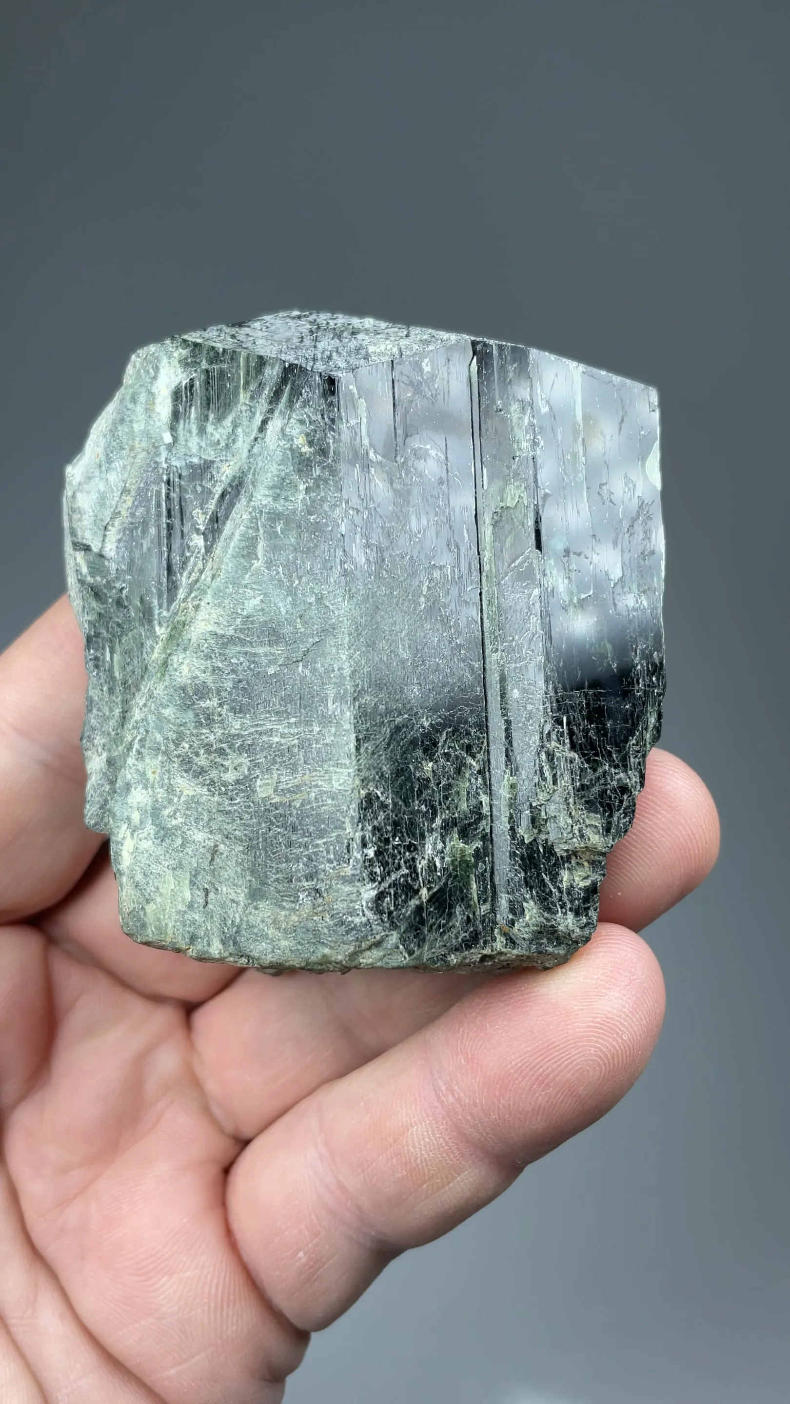 Actinolite - image 2