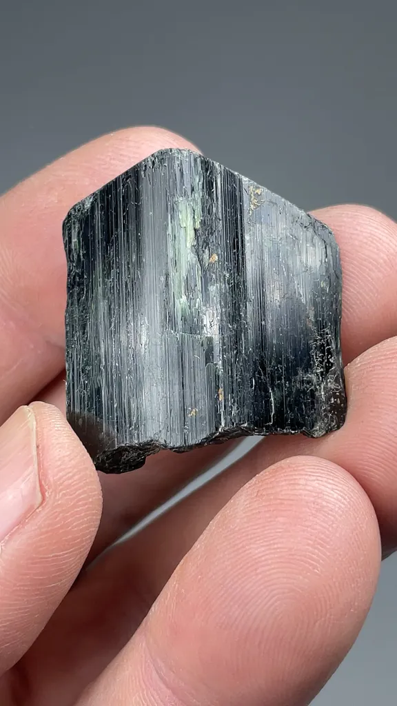 Actinolite - image 2
